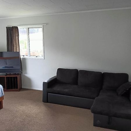Three-Bedroom House A At 23 Mallard Drive, Selwyn Heights Rotorua Zewnętrze zdjęcie